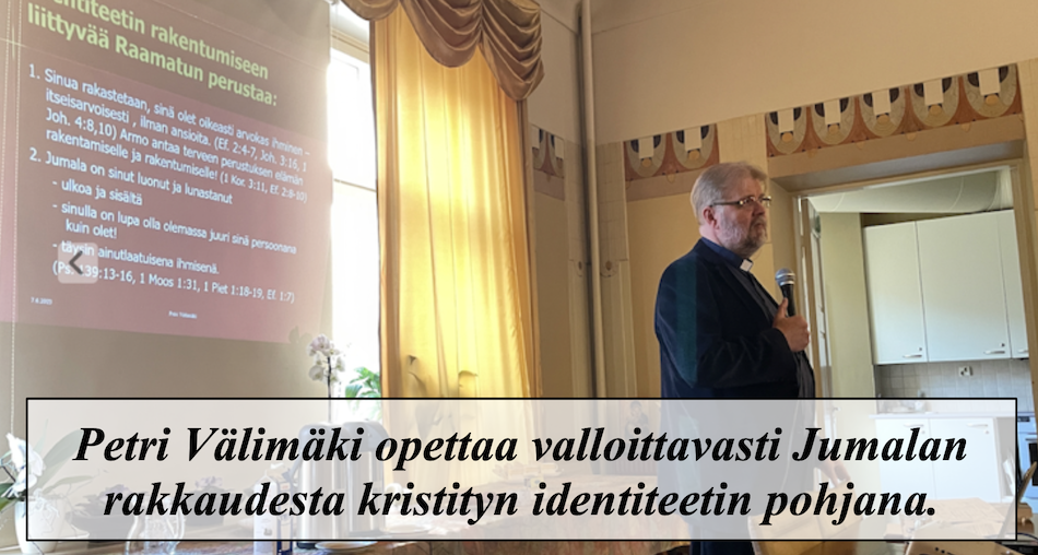 Petri Välimäki opettaaa